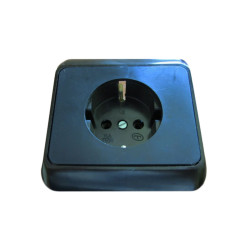 Black bakelite suko bakelite cousin