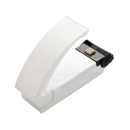 Plastic bag sealing machine