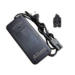 Ladegerät für E-Scooter/Dreirad Bleiakku 48V 32Ah