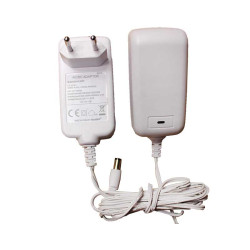 Stabilisierte Stromversorgung 12V 2000mA LC