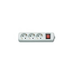 3-way socket group with circuit breaker